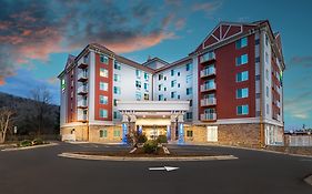 Holiday Inn Express&Suites Asheville Downtown